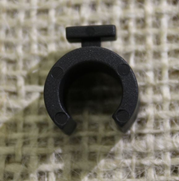 A single black hoop clips