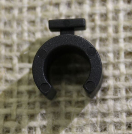 A single black hoop clips