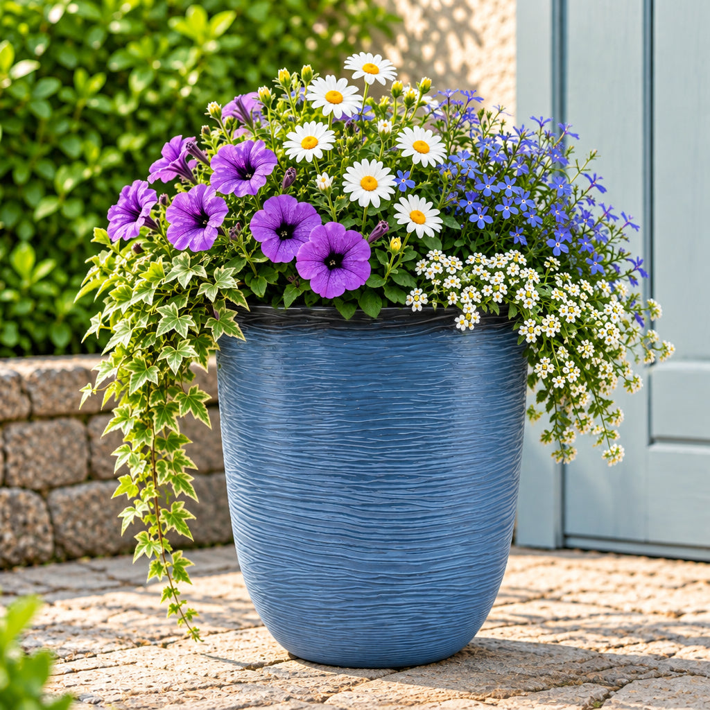 Blue round pit with flowers