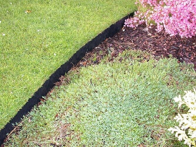 border edging section in grass
