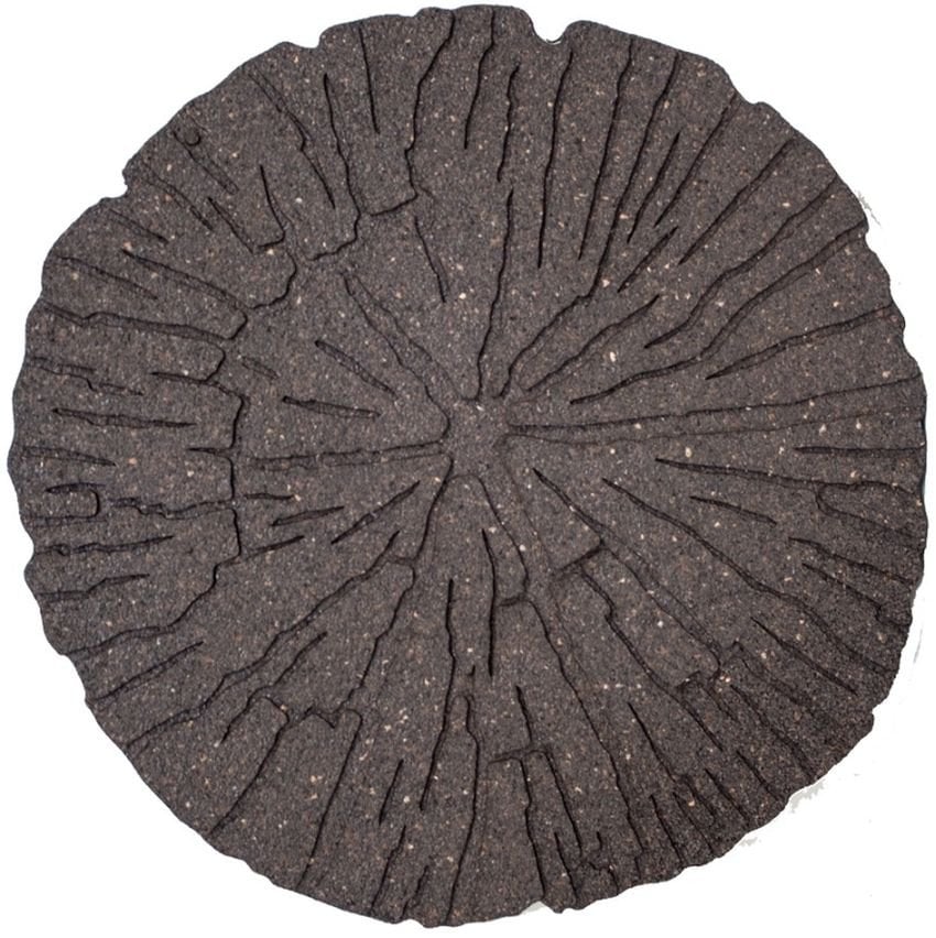 Circular stepping stones for the garden