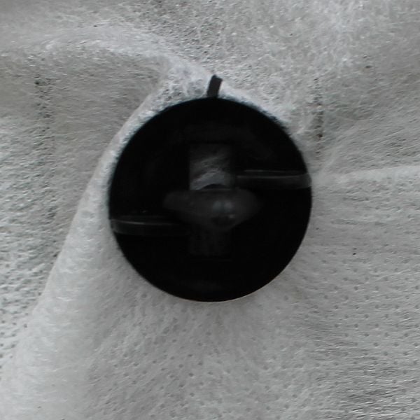 fleece-greenhouse-peg