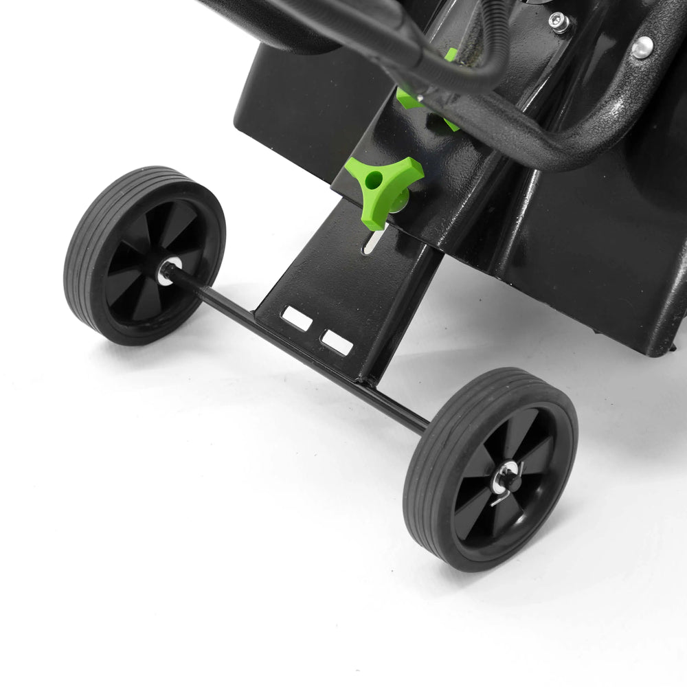 garden petrol tiller with adjustable wheels