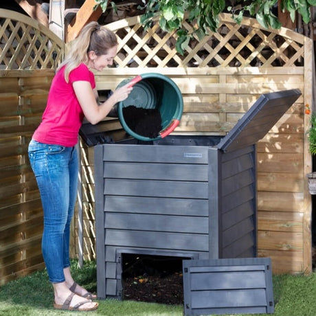 Thermo Wood Composter being used