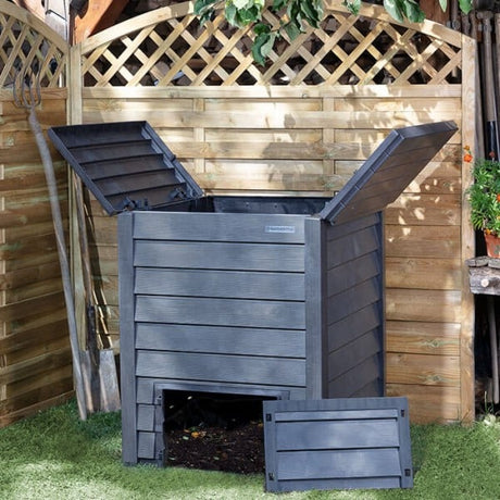 Thermo wood Composter, with compartments open