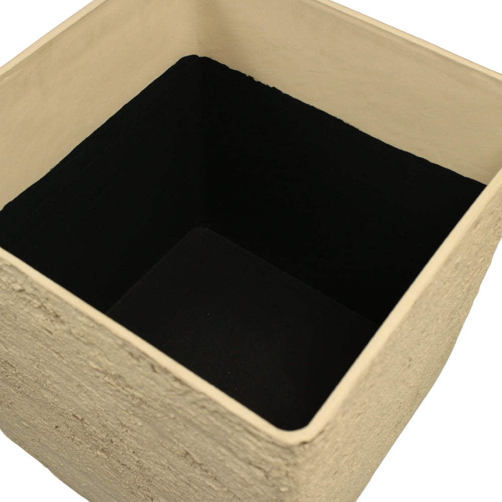 inside of verona plant pot