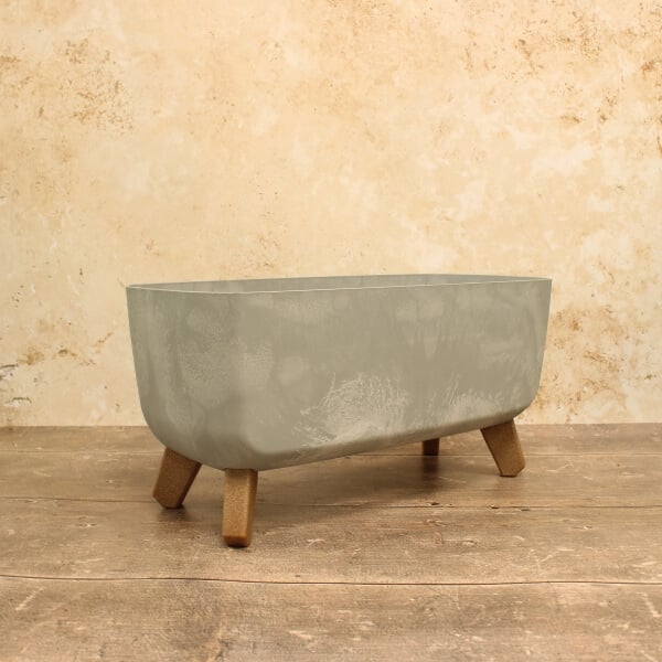 Zinnea Concrete trough with legs