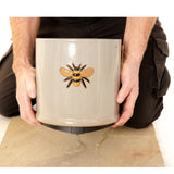 Pot mate being used on pot being placed on slab