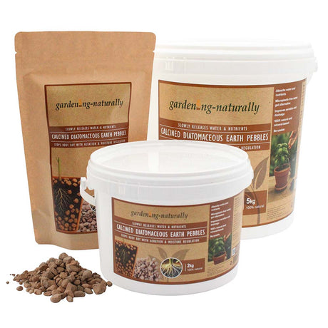 Calcined diatomaceous earth pebbles in 2kg, 5kg and resealable pouch sizes with loose pebbles shown.
