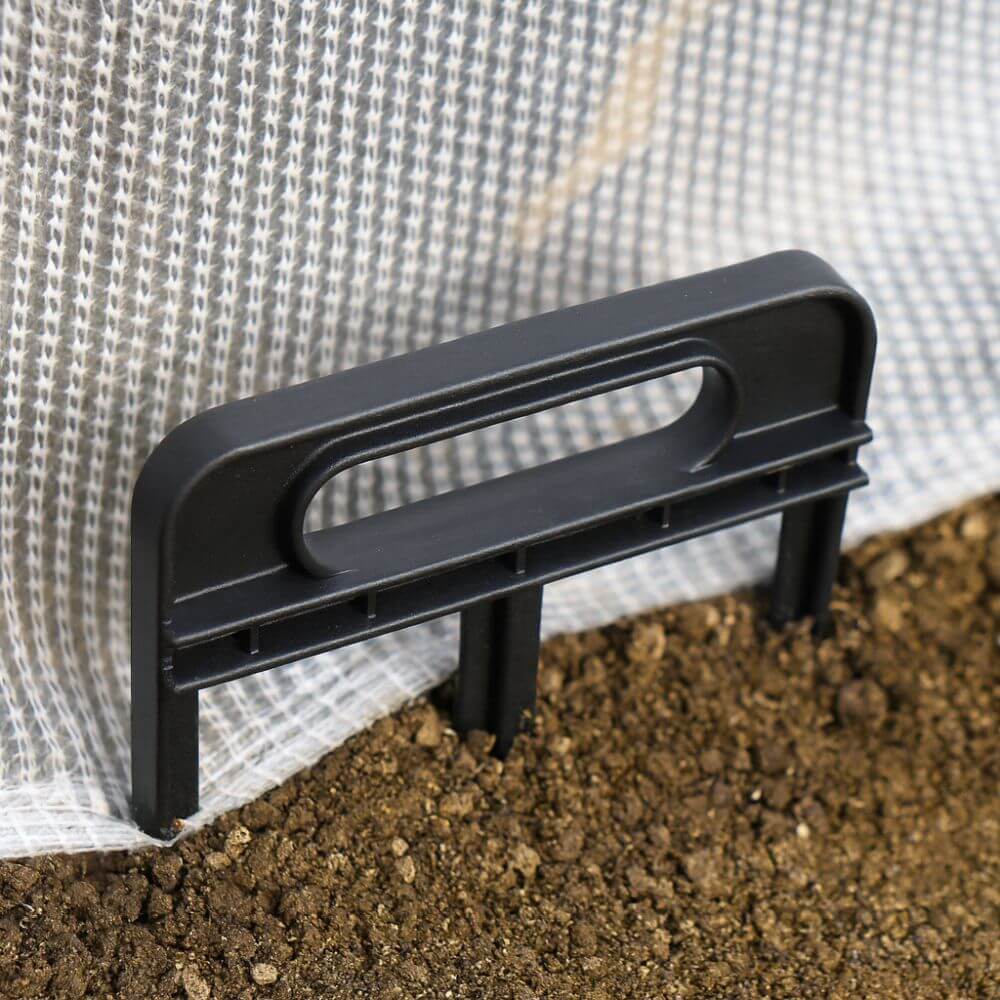 Garden Netting And Fleece Pegs Heavy Duty