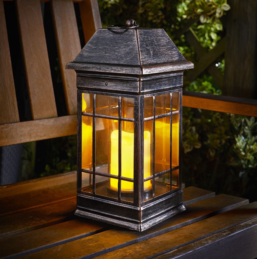 Smart Solar Seville Lantern